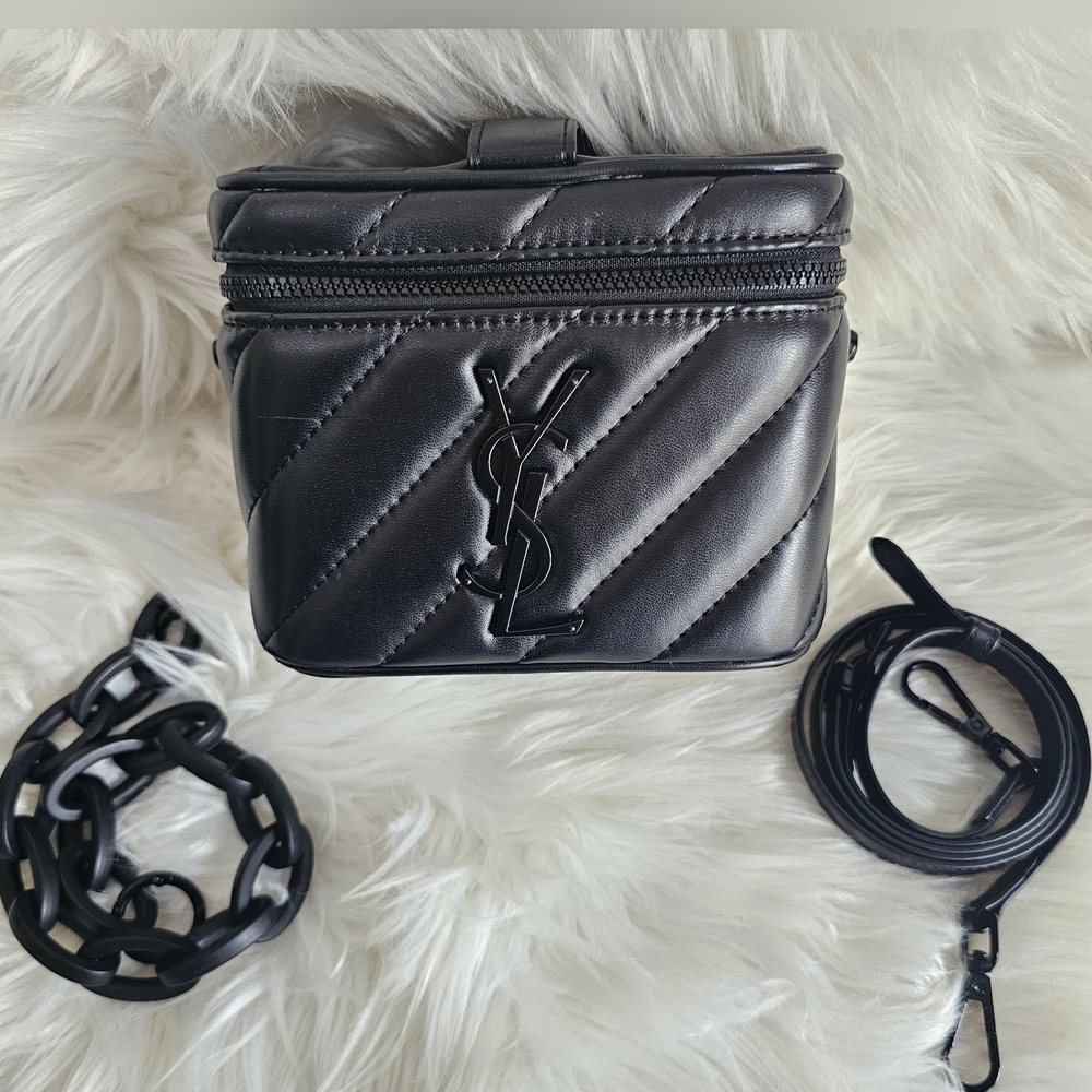 🖤 YSL Vanity Bag 🖤 - Picture 2 of 12